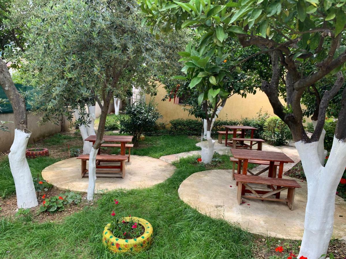 Flower Garden Villa Ксаміл Екстер'єр фото
